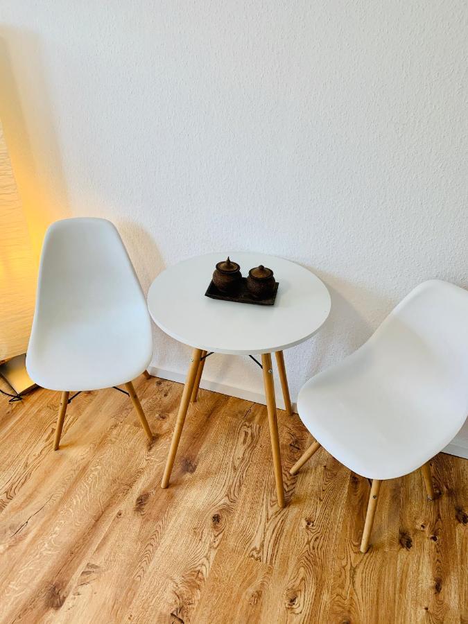 Direkte Uninaehe: Ferienwohnung Mit Grossem Doppelbett, Kuechenzeile Und Neu Renoviertem Badezimmer 洪堡 外观 照片
